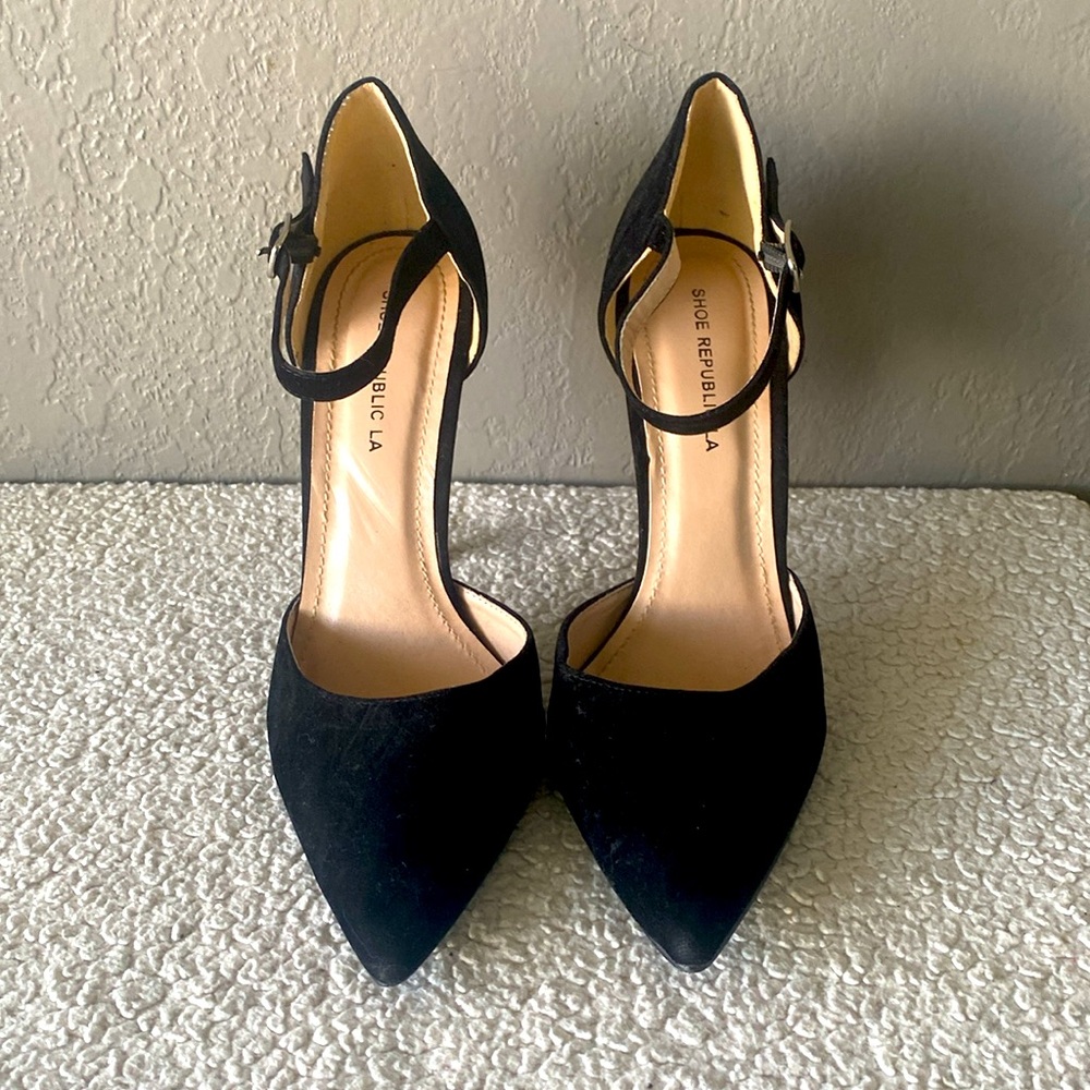 Suede black Courts - Picture 2 of 6